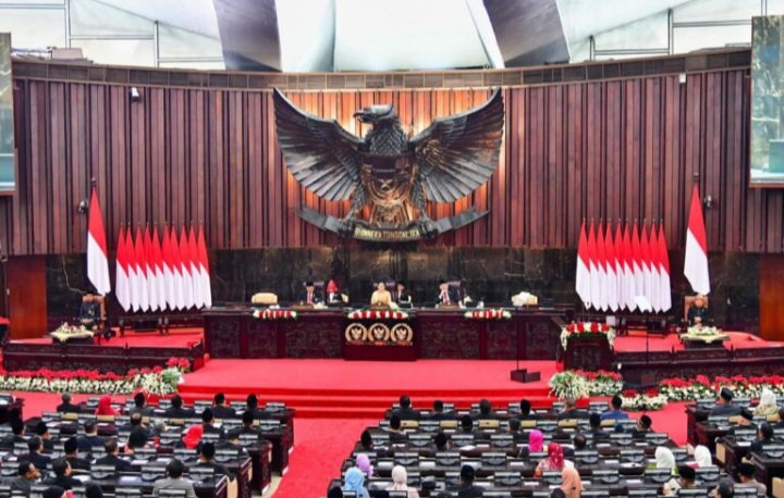 hokipalace - Polemik Pilkada Lewat DPRD Kembali Mencuat, DPR Terbelah Sikap