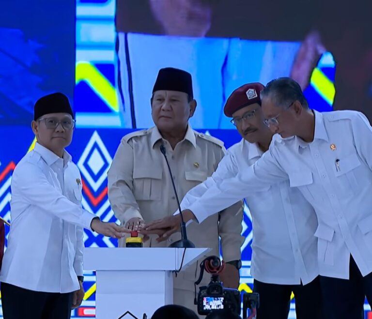 hokipalace - Presiden Prabowo Resmikan Sekolah Rakyat, Program Pendidikan Gratis untuk Putus Rantai Kemiskinan